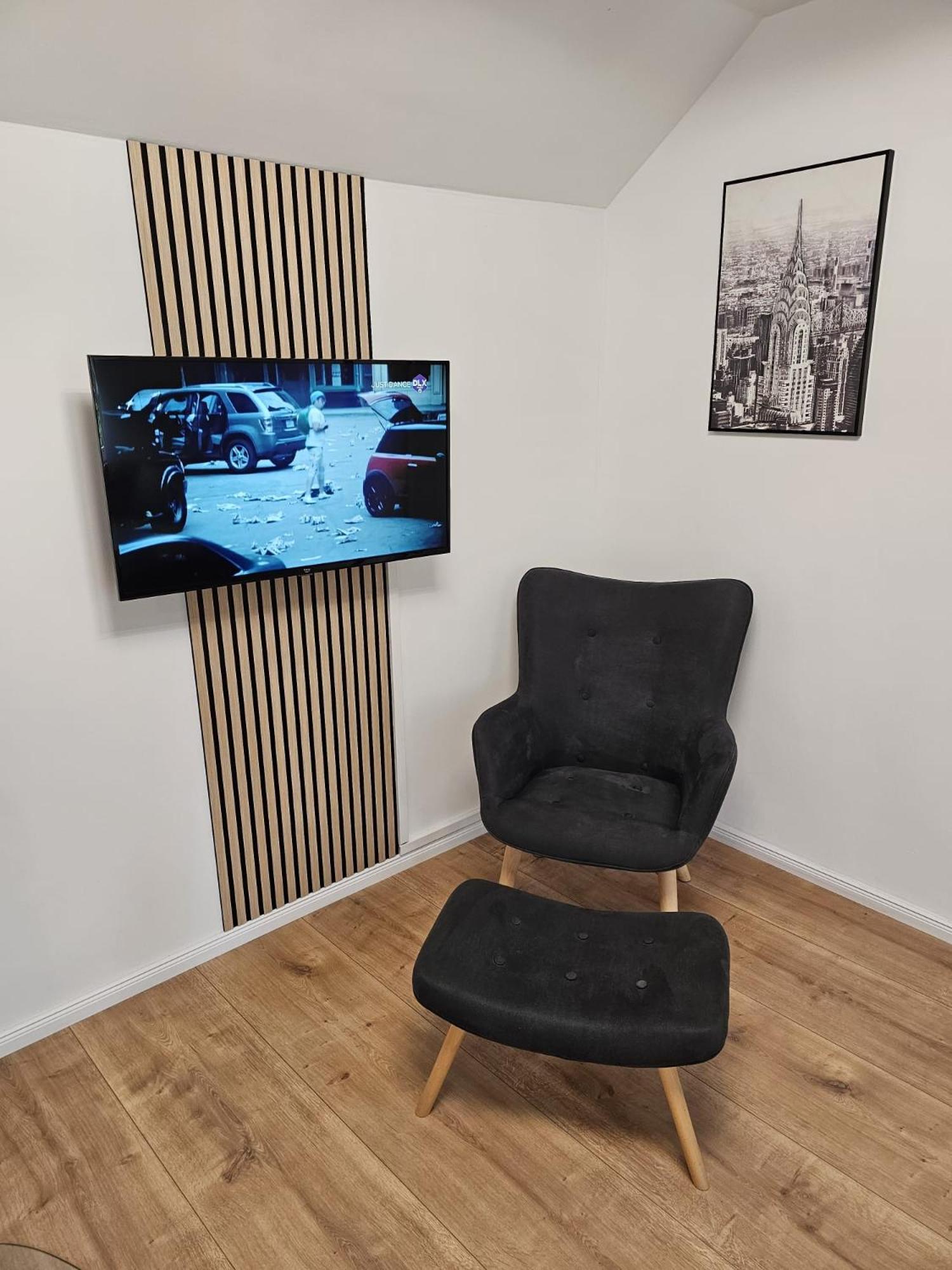 Tautraum Suite Mit Whirlpool Und Gruenem Ausblick Wilhelmshaven Exterior photo
