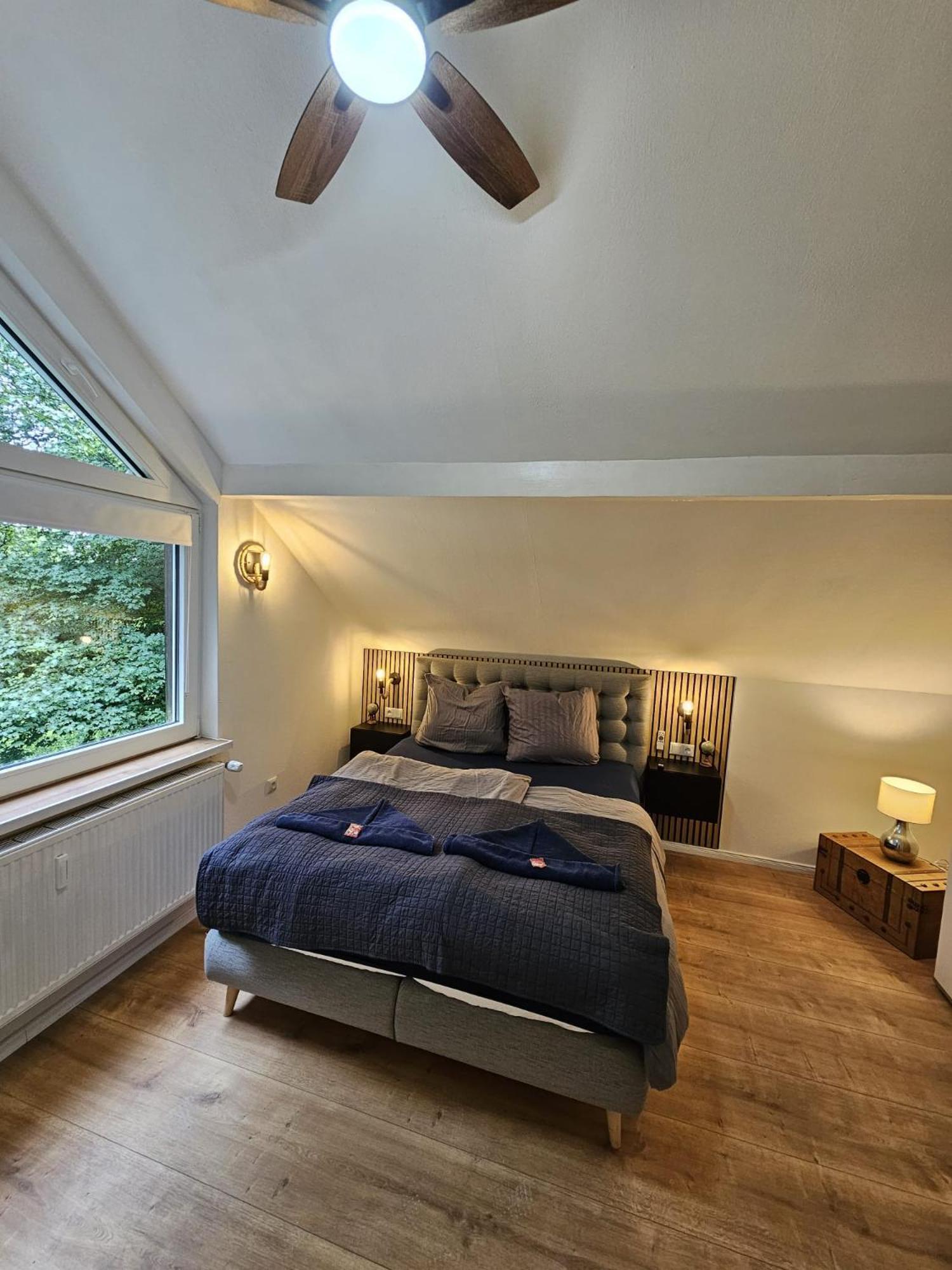 Tautraum Suite Mit Whirlpool Und Gruenem Ausblick Wilhelmshaven Exterior photo